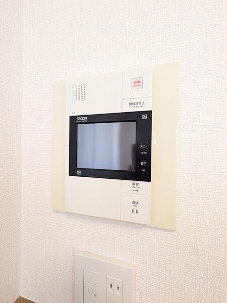 モニター付きで来訪者がわかり安心です♪