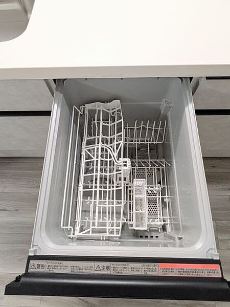 洗剤や洗う際のお湯に触れる機会が激減。デリケートな肌を守れます♪