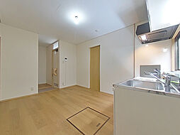 横浜市営地下鉄ブルーライン 港南中央駅 徒歩17分の賃貸アパート 1階2DKのリビング/ダイニング