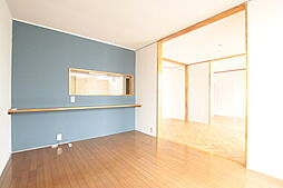 カメリアハウス 201 2階2LDKのリビング/ダイニング