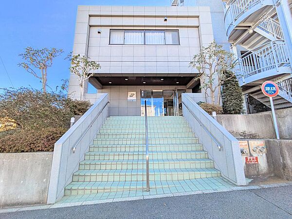 エントランスアプローチ