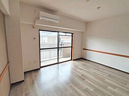 東急田園都市線 つきみ野駅 徒歩17分の賃貸マンション 1階1DKのリビング/ダイニング