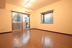 ソレアードハズミ 101 1階1Kのリビング/ダイニング