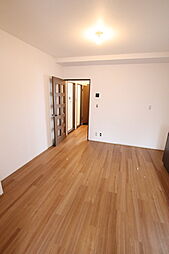 スカイヴィラ戸田公園 701 7階3DKのリビング/ダイニング