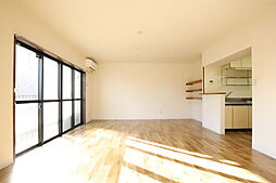 メゾン　ド　エイグル 301 3階4LDKのリビング/ダイニング