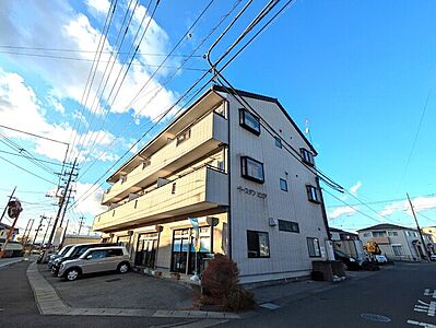 外観:☆近隣にコンビニがありお買い物に便利☆ 外観:☆近隣にコンビニがありお買い物に便利☆