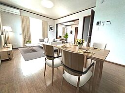 コンフォート岩沼 201 2階3LDKのリビング/ダイニング