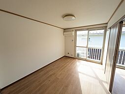 トゥインクルアイII 202 2階2DKのリビング/ダイニング