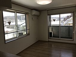 ベルフルール 303 3階1LDKのリビング/ダイニング