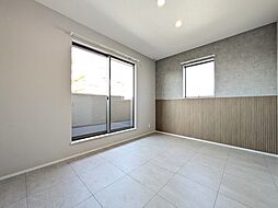 伊予鉄道横河原線 松山市駅 バス27分 大新田下車 徒歩6分の賃貸アパート 2階2LDKのリビング/ダイニング