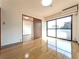 コーポレ古三津 203 2階2DKのリビング/ダイニング