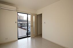 JR予讃線 伊予市駅 徒歩3分の賃貸アパート 2階1LDKのリビング/ダイニング