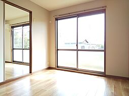 バリュージュ新居　Ａ棟 101 1階3DKのリビング/ダイニング