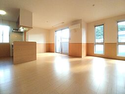 マロン・スクエア　Ａ棟 207 2階2LDKのリビング/ダイニング