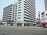 周辺：コンビニ