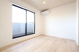 ＧＡＬＬＥＲＹ　ＨＯＵＳＥ　衣山　Ｂ 203 2階1LDKのリビング/ダイニング
