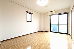 フォブール北山越 301 3階2LDKのリビング/ダイニング