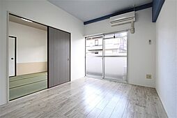 伊予鉄道環状線(JR松山駅経由) 本町六丁目駅 徒歩12分の賃貸マンション 1階2DKのリビング/ダイニング