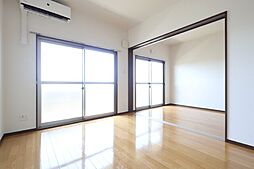 ウイング　コート 303 3階2LDKのリビング/ダイニング