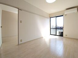 ディアス余戸　Ｂ棟 202 2階2DKのリビング/ダイニング