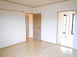 伊予鉄道郡中線 土居田駅 徒歩12分の賃貸アパート 2階2DKのリビング/ダイニング