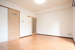 伊予鉄道市駅線 大街道駅 徒歩5分の賃貸マンション 4階ワンルームのリビング/ダイニング