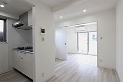 伊予鉄道横河原線 松山市駅 徒歩5分の賃貸マンション 3階1LDKのリビング/ダイニング