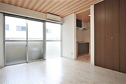 伊予鉄道本町線 本町四丁目駅 徒歩3分の賃貸マンション 3階1Kのリビング/ダイニング