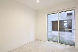 伊予鉄道高浜線 西衣山駅 徒歩7分の賃貸アパート 1階1LDKのリビング/ダイニング