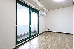 サンプラザ・ベビードール 409 4階ワンルームのリビング/ダイニング