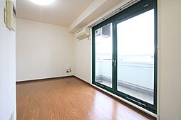 サンプラザ・ベビードール 306 3階ワンルームのリビング/ダイニング