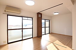 伊予鉄道横河原線 横河原駅 徒歩13分の賃貸マンション 3階ワンルームのリビング/ダイニング