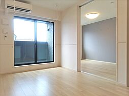 伊予鉄道横河原線 見奈良駅 徒歩9分の賃貸アパート 2階2LDKのリビング/ダイニング