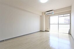 伊予鉄道高浜線 衣山駅 徒歩15分の賃貸マンション 4階1Kのリビング/ダイニング