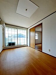 JR予讃線 伊予北条駅 徒歩14分の賃貸アパート 2階3LDKのリビング/ダイニング