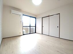 伊予鉄道横河原線 松山市駅 バス40分 森松橋詰下車 徒歩6分の賃貸アパート 2階2LDKのリビング/ダイニング