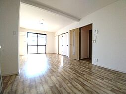 JR予讃線 市坪駅 徒歩4分の賃貸アパート 1階2LDKのリビング/ダイニング