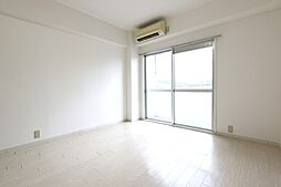 第10グリーンハイツ 607 6階1Kのリビング/ダイニング