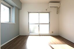 伊予鉄道横河原線 鷹ノ子駅 徒歩1分の賃貸マンション 3階ワンルームのリビング/ダイニング