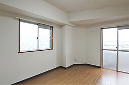 ピカデリーサーカス7ラックII 603 6階2LDKのリビング/ダイニング