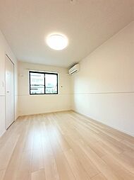 伊予鉄道郡中線 余戸駅 徒歩15分の賃貸アパート 1階1LDKのリビング/ダイニング