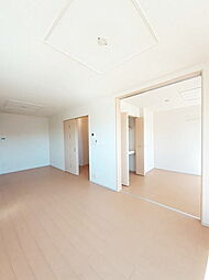 JR鹿児島本線 富合駅 8kmの賃貸アパート 2階2LDKのリビング/ダイニング