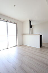 カリーノ杉水 303 3階1LDKのリビング/ダイニング