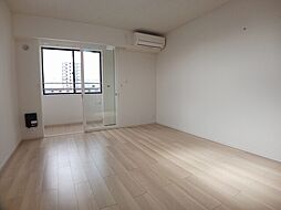 フラテッリ　Ｓ 201 2階1Kのリビング/ダイニング