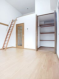 JR鹿児島本線 鳥栖駅 バス10分 西鉄藤木下車 徒歩2分の賃貸アパート 2階1Kのリビング/ダイニング