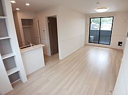 ヴィラルーチェＴ＆Ｔ　Ａ 202 2階2LDKのリビング/ダイニング