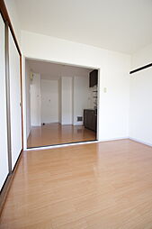 レジデンスいちりぎＢ棟 102 1階2DKのリビング/ダイニング