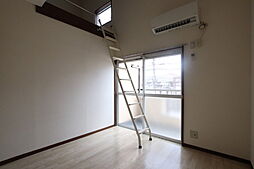 ヒューチャーハイム滝山 201 2階2Kのリビング/ダイニング