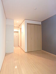 アルスノーク 102 1階ワンルームのリビング/ダイニング