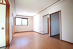 佐藤マンション 302 3階3LDKのリビング/ダイニング